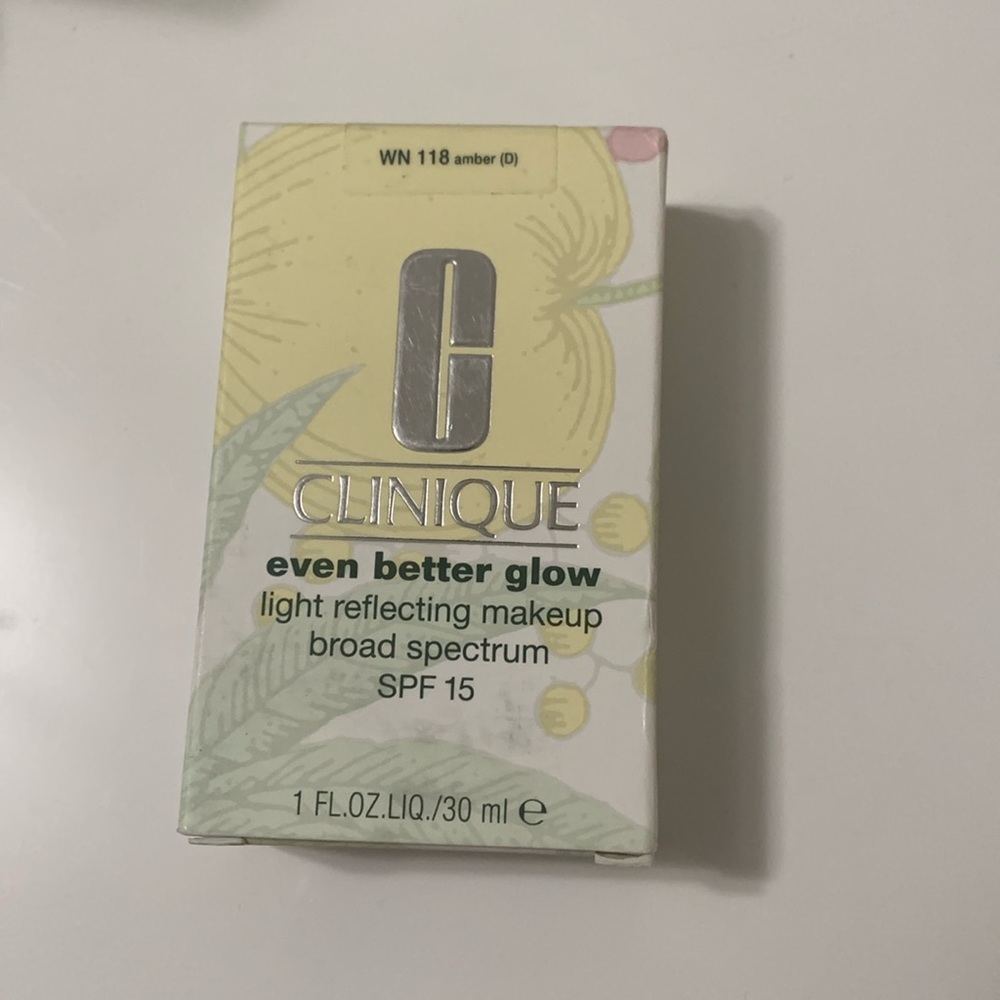 Clinique Even better glow AMBER